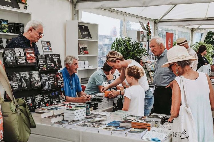ÉMOTIONS - Hossegor entre biographie, Histoire et rencontres